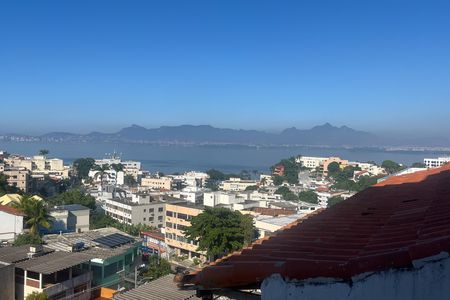 Apartamento à venda com 200m², 2 quartos e 3 vagas Apartamento à venda com 200m², 2 quartos e 3 vagasVista
