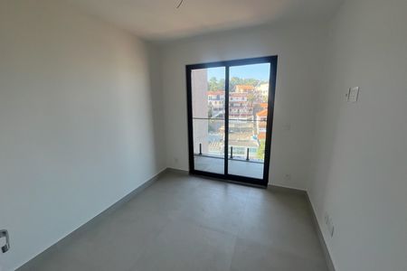 Apartamento à venda com 200m², 2 quartos e 3 vagas Apartamento à venda com 200m², 2 quartos e 3 vagasQuarto 3
