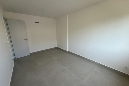 Apartamento à venda com 200m², 2 quartos e 3 vagas Apartamento à venda com 200m², 2 quartos e 3 vagasQuarto 2