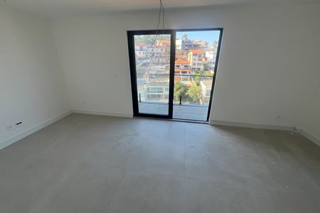 Apartamento à venda com 200m², 2 quartos e 3 vagas Apartamento à venda com 200m², 2 quartos e 3 vagasQuarto 1