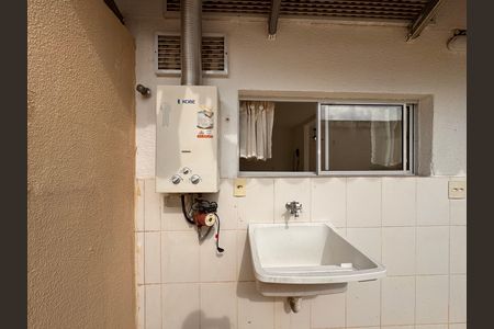 Casa à venda com 84m², 3 quartos e 1 vaga Casa à venda com 84m², 3 quartos e 1 vagaÁrea de serviço