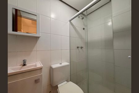 Casa à venda com 84m², 3 quartos e 1 vaga Casa à venda com 84m², 3 quartos e 1 vagaBanheiro