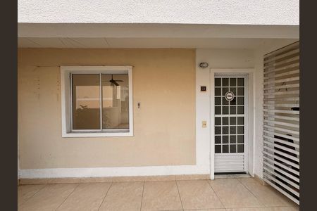 Casa à venda com 84m², 3 quartos e 1 vaga Casa à venda com 84m², 3 quartos e 1 vagaÁrea Externa