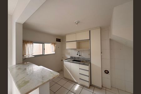 Casa à venda com 84m², 3 quartos e 1 vaga Casa à venda com 84m², 3 quartos e 1 vagaCozinha