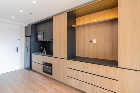 Studio de kitnet/studio para alugar com 1 quarto, 30m² em Indianópolis, São Paulo
