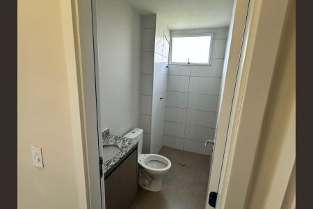 Apartamento para alugar com 54m², 2 quartos e 1 vaga Apartamento para alugar com 54m², 2 quartos e 1 vagaBanheiro