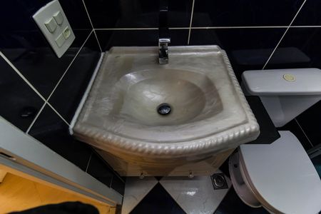 Apartamento para alugar com 60m², 2 quartos e 1 vaga Apartamento para alugar com 60m², 2 quartos e 1 vagaBanheiro