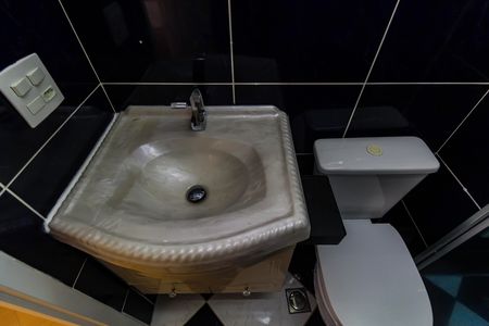 Apartamento para alugar com 60m², 2 quartos e 1 vaga Apartamento para alugar com 60m², 2 quartos e 1 vagaBanheiro