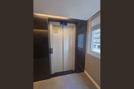 Apartamento para alugar com 30m², 1 quarto e 1 vaga