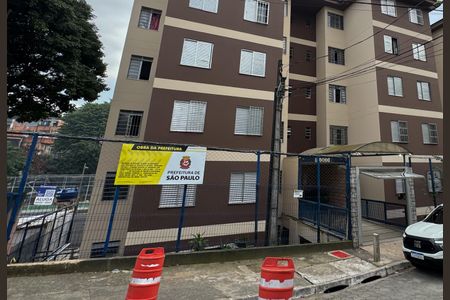 Apartamento para alugar com 45m², 2 quartos e 1 vaga Apartamento para alugar com 45m², 2 quartos e 1 vagaFachada
