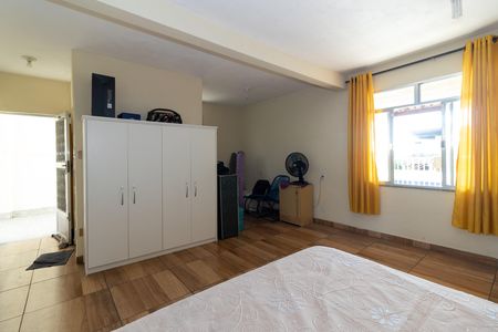 Casa à venda com 120m², 3 quartos e 2 vagas Casa à venda com 120m², 3 quartos e 2 vagasQuarto 3 - Suíte