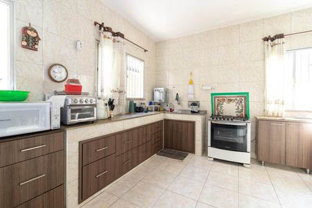 Casa à venda com 120m², 3 quartos e 2 vagas Casa à venda com 120m², 3 quartos e 2 vagasCozinha