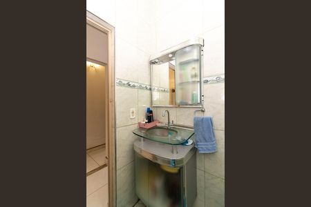 Casa à venda com 120m², 3 quartos e 2 vagas Casa à venda com 120m², 3 quartos e 2 vagasBanheiro 1