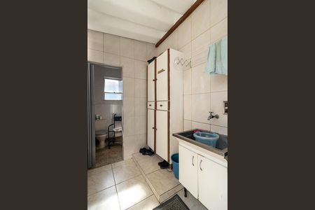 Casa à venda com 120m², 3 quartos e 2 vagas Casa à venda com 120m², 3 quartos e 2 vagasÁrea de Serviço