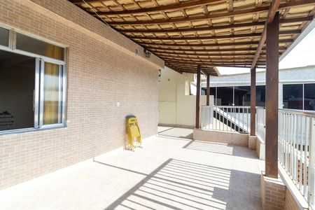 Casa à venda com 120m², 3 quartos e 2 vagas Casa à venda com 120m², 3 quartos e 2 vagasChurrasqueira