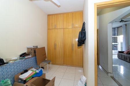 Casa à venda com 120m², 3 quartos e 2 vagas Casa à venda com 120m², 3 quartos e 2 vagasQuarto 2