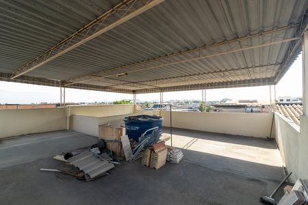Casa à venda com 120m², 3 quartos e 2 vagas Casa à venda com 120m², 3 quartos e 2 vagasTerraço