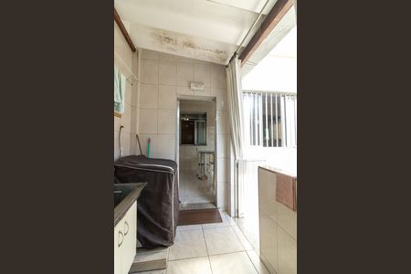 Casa à venda com 120m², 3 quartos e 2 vagas Casa à venda com 120m², 3 quartos e 2 vagasÁrea de Serviço