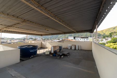 Casa à venda com 120m², 3 quartos e 2 vagas Casa à venda com 120m², 3 quartos e 2 vagasTerraço
