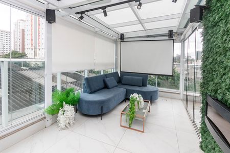 Apartamento à venda com 140m², 3 quartos e 2 vagas Apartamento à venda com 140m², 3 quartos e 2 vagasSala 2