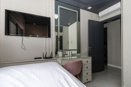 Apartamento à venda com 140m², 3 quartos e 2 vagas Apartamento à venda com 140m², 3 quartos e 2 vagasQuarto 1