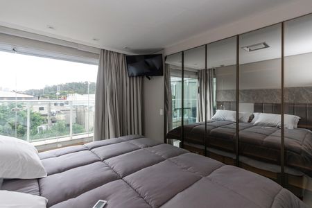 Apartamento à venda com 140m², 3 quartos e 2 vagas Apartamento à venda com 140m², 3 quartos e 2 vagasSuíte