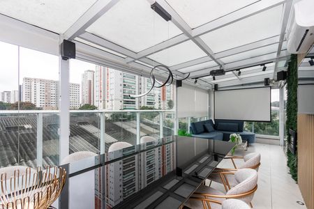 Apartamento à venda com 140m², 3 quartos e 2 vagas Apartamento à venda com 140m², 3 quartos e 2 vagasSala 2