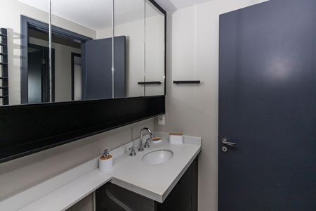 Apartamento à venda com 140m², 3 quartos e 2 vagas Apartamento à venda com 140m², 3 quartos e 2 vagasBanheiro