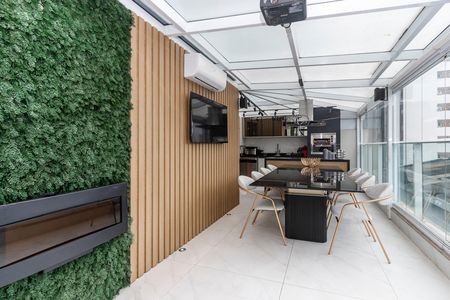 Apartamento à venda com 140m², 3 quartos e 2 vagas Apartamento à venda com 140m², 3 quartos e 2 vagasSala 2