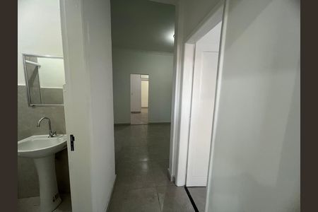 Apartamento para alugar com 67m², 2 quartos e sem vaga