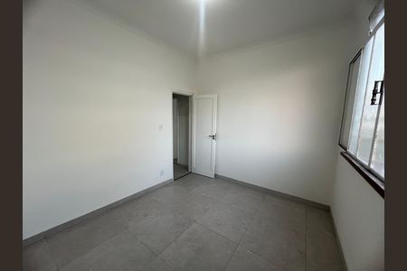 Apartamento para alugar com 67m², 2 quartos e sem vaga