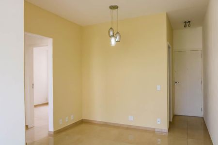 Apartamento para alugar com 56m², 2 quartos e 1 vagaSala