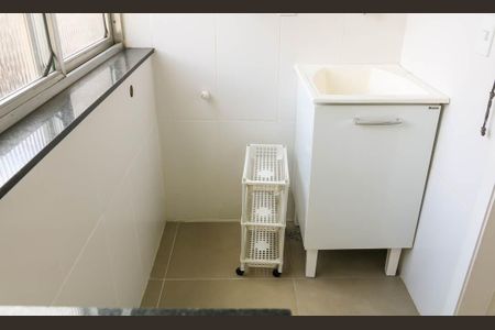 Apartamento para alugar com 56m², 2 quartos e 1 vagaÁrea de Serviço
