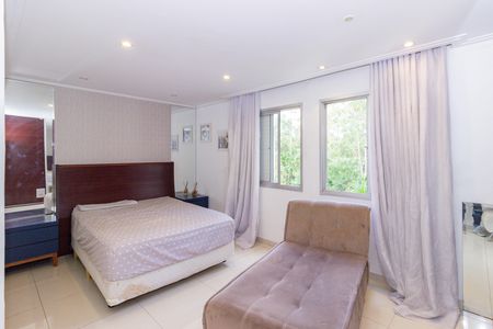 Quarto de apartamento para alugar com 1 quarto, 55m² em Jardim Regina, São Paulo