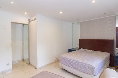 Quarto de apartamento para alugar com 1 quarto, 55m² em Jardim Regina, São Paulo