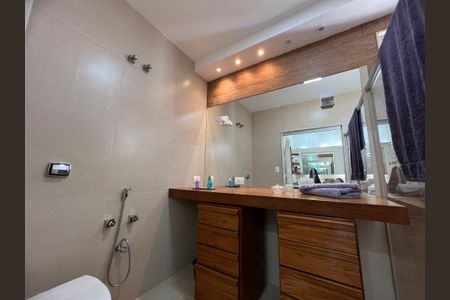 Casa de condomínio para alugar com 527m², 4 quartos e 4 vagas