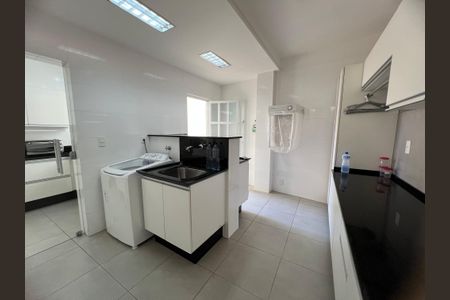 Casa de condomínio para alugar com 527m², 4 quartos e 4 vagas