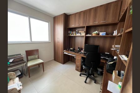 Casa de condomínio para alugar com 527m², 4 quartos e 4 vagas