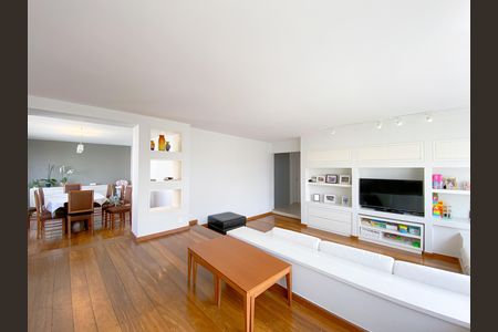 Apartamento à venda com 198m², 3 quartos e 2 vagas Apartamento à venda com 198m², 3 quartos e 2 vagasSala