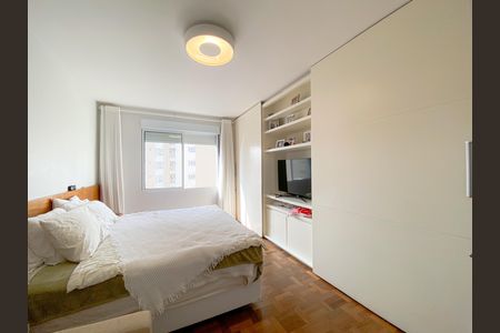 Apartamento à venda com 198m², 3 quartos e 2 vagas Apartamento à venda com 198m², 3 quartos e 2 vagasSuíte