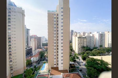 Apartamento à venda com 198m², 3 quartos e 2 vagas Apartamento à venda com 198m², 3 quartos e 2 vagasSuíte