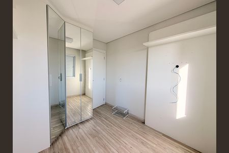 Apartamento para alugar com 71m², 3 quartos e 2 vagasQuarto 2