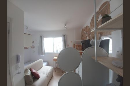 Studio à venda com 24m², 1 quarto e sem vaga Studio à venda com 24m², 1 quarto e sem vagasala