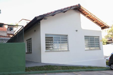 Apartamento à venda com 44m², 2 quartos e 1 vaga Apartamento à venda com 44m², 2 quartos e 1 vagaÁrea comum - Salão de festas