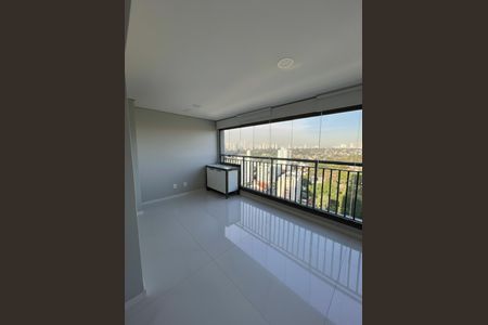 Apartamento à venda com 72m², 2 quartos e 1 vaga Apartamento à venda com 72m², 2 quartos e 1 vagaVaranda