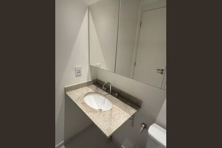 Apartamento à venda com 72m², 2 quartos e 1 vaga Apartamento à venda com 72m², 2 quartos e 1 vagaBanheiro