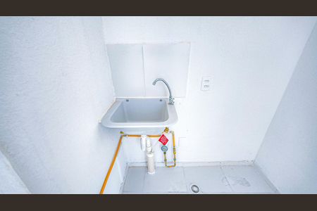 Apartamento à venda com 33m², 2 quartos e sem vaga Apartamento à venda com 33m², 2 quartos e sem vagaCozinha e Área de Serviço