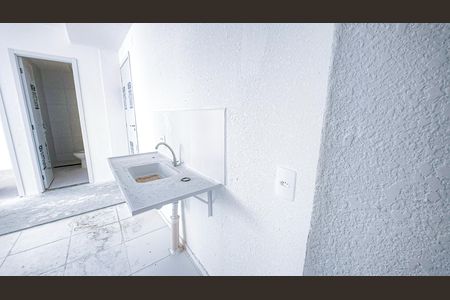 Apartamento à venda com 33m², 2 quartos e sem vaga Apartamento à venda com 33m², 2 quartos e sem vagaCozinha e Área de Serviço
