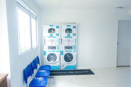 Apartamento à venda com 33m², 2 quartos e sem vaga Apartamento à venda com 33m², 2 quartos e sem vagaLavanderia