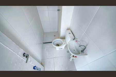 Apartamento à venda com 33m², 2 quartos e sem vaga Apartamento à venda com 33m², 2 quartos e sem vagaBanheiro